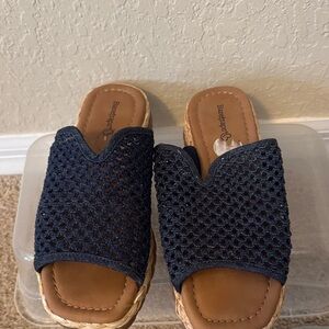 BareTraps Women's Navy Woven Mules